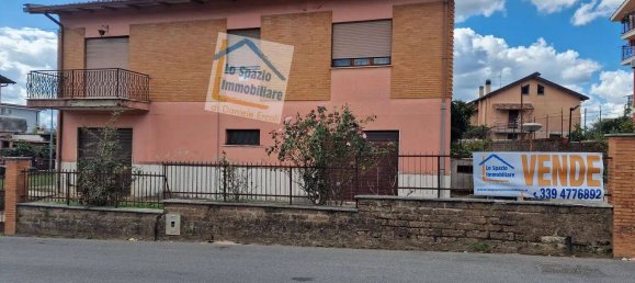 Villa de 4 dormitorios en Cave, Italy No. 47723 33