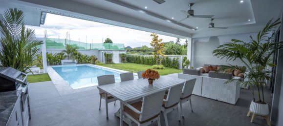 3 bedrooms Cafe / restaurant in Hua Hin, Thailand No. 6329 8