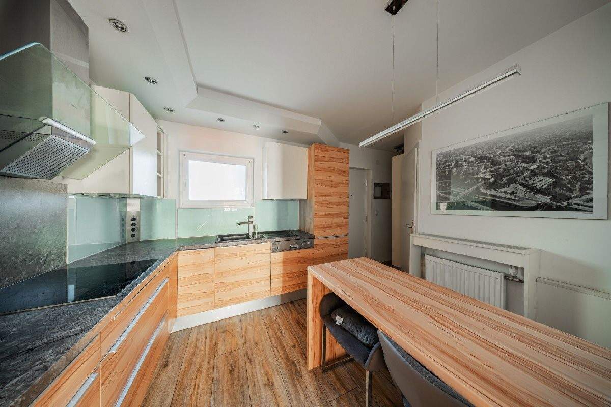 Apartamento de 3 habitaciónes en Simmering, Austria No. 84655