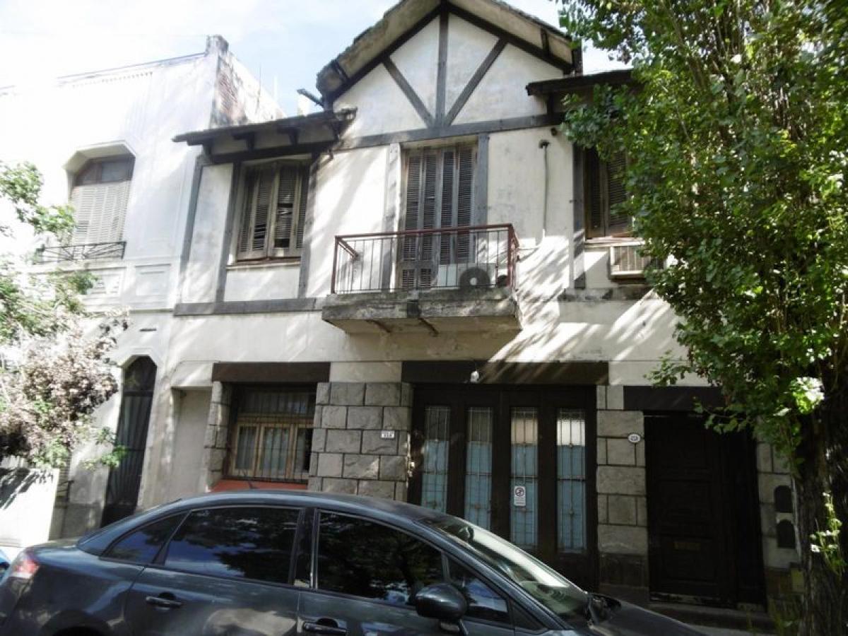 5 bedrooms House in Buenos Aires, Argentina No. 73894