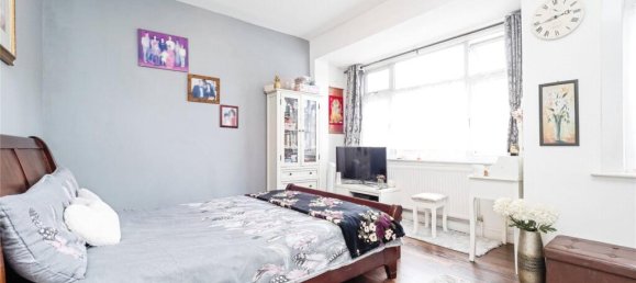 3 bedrooms House in East Ham, United Kingdom No. 11397 12