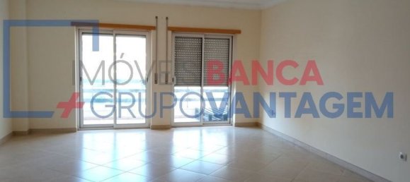 Квартира с 3 спальнями в Баррейру, Португалия № 354573 6