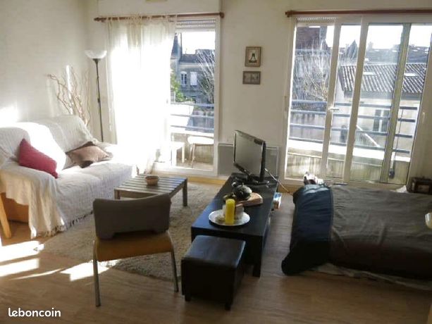 Studio in Bordeaux, France No. 286320