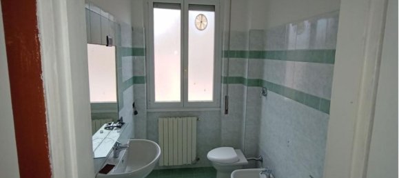 3-salle Appartement à Pavia, Italy No. 187916 9