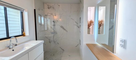 Casa de 6 habitaciónes en Enghien-les-Bains, France No. 120680 9