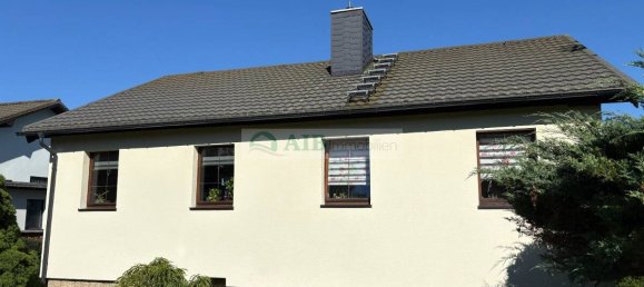 6 rooms House in Erzgebirgskreis, Germany No. 371374 2