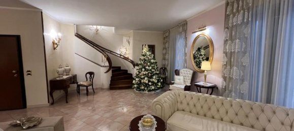 6 rooms House in Pagani, Italy No. 231090 6