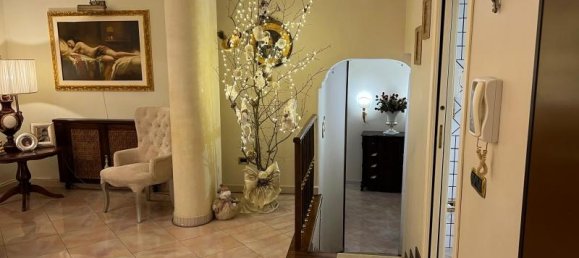 6 rooms House in Pagani, Italy No. 231090 10