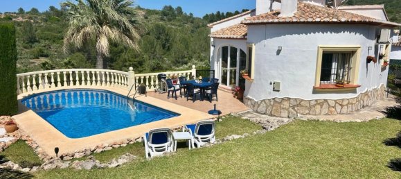 2 bedrooms Villa in Alicante, Spain No. 138467 3