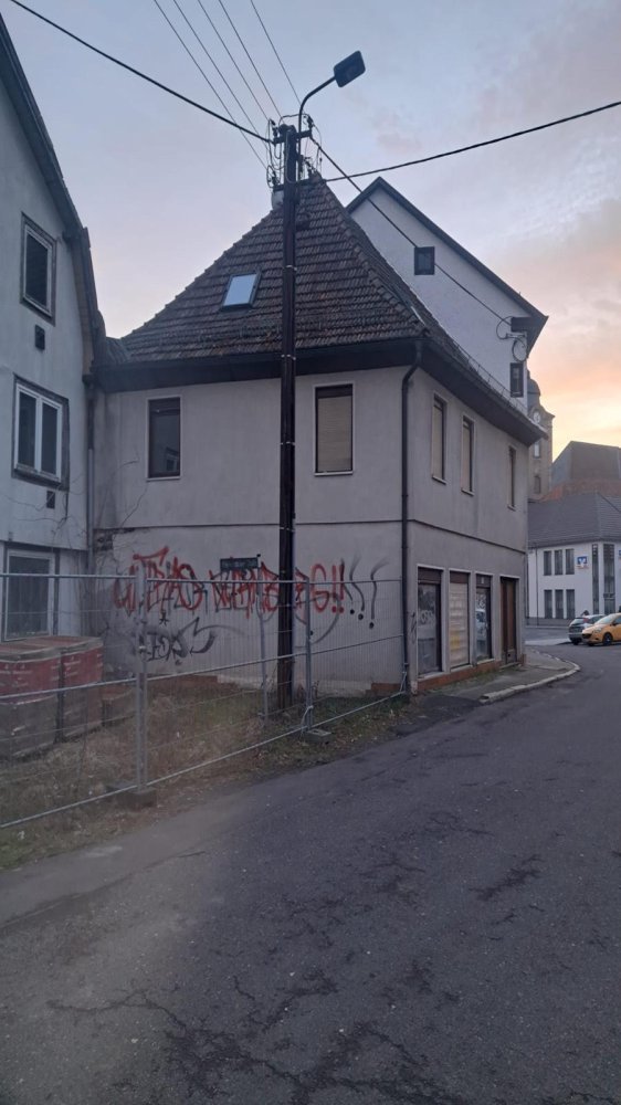 3 bedrooms Townhouse in Hildburghausen, Germany No. 237529