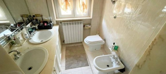 7 rooms House in Gubbio, Italy No. 290250 23