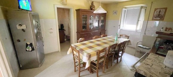 7 rooms House in Gubbio, Italy No. 290250 13