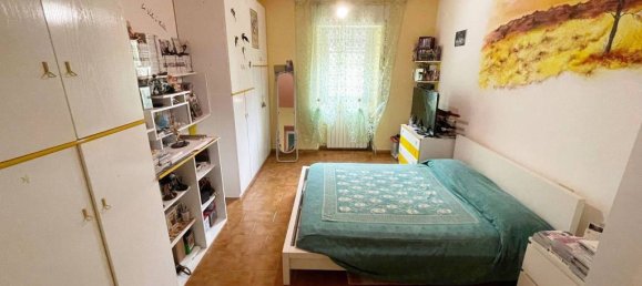 7 rooms House in Gubbio, Italy No. 290250 25