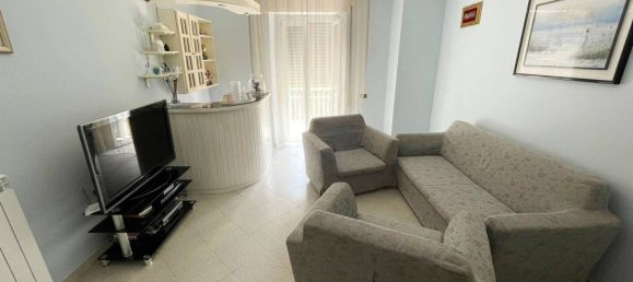 7 rooms House in Gubbio, Italy No. 290250 21