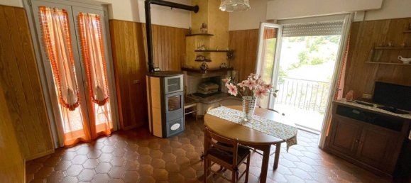 7 rooms House in Gubbio, Italy No. 290250 18