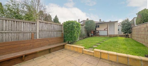 3 bedrooms House in Surbiton, United Kingdom No. 10243 7