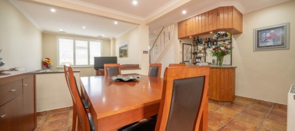 3 bedrooms House in Surbiton, United Kingdom No. 10243 10