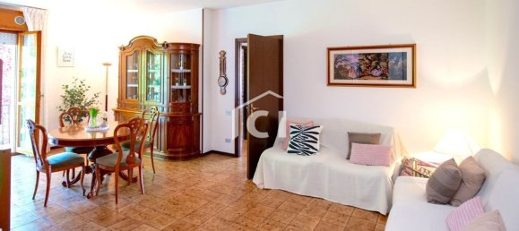 4 rooms Apartment in San Pietro in Cariano, Italy No. 310644 2