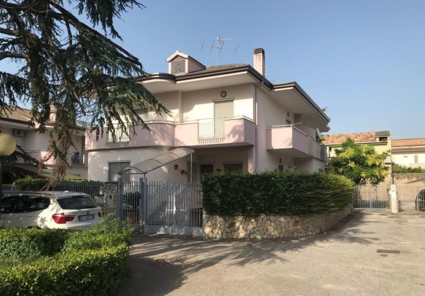 4 rooms House in San Prisco, Italy No. 176566