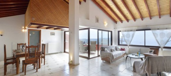 2 bedrooms Villa in Corfu, Greece No. 8184 8