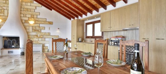 2 bedrooms Villa in Corfu, Greece No. 8184 5