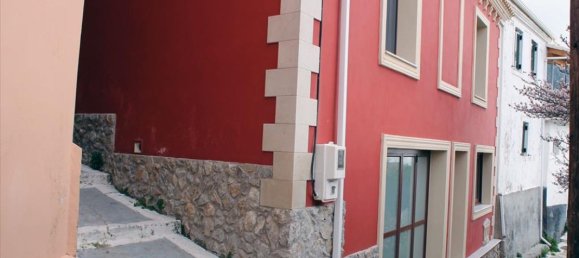 2 bedrooms Villa in Corfu, Greece No. 8184 2