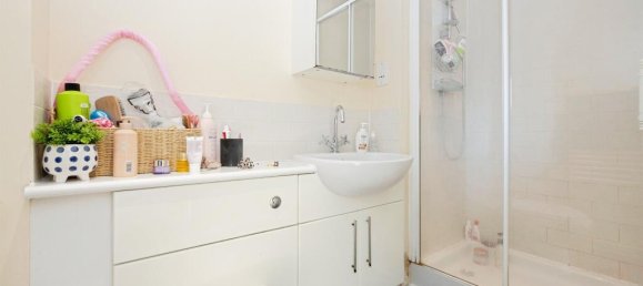 2 bedrooms Apartment in Watford, United Kingdom No. 6122 9