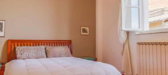 Квартира с 7 комнатами в Сиена, Италия № 60684 18