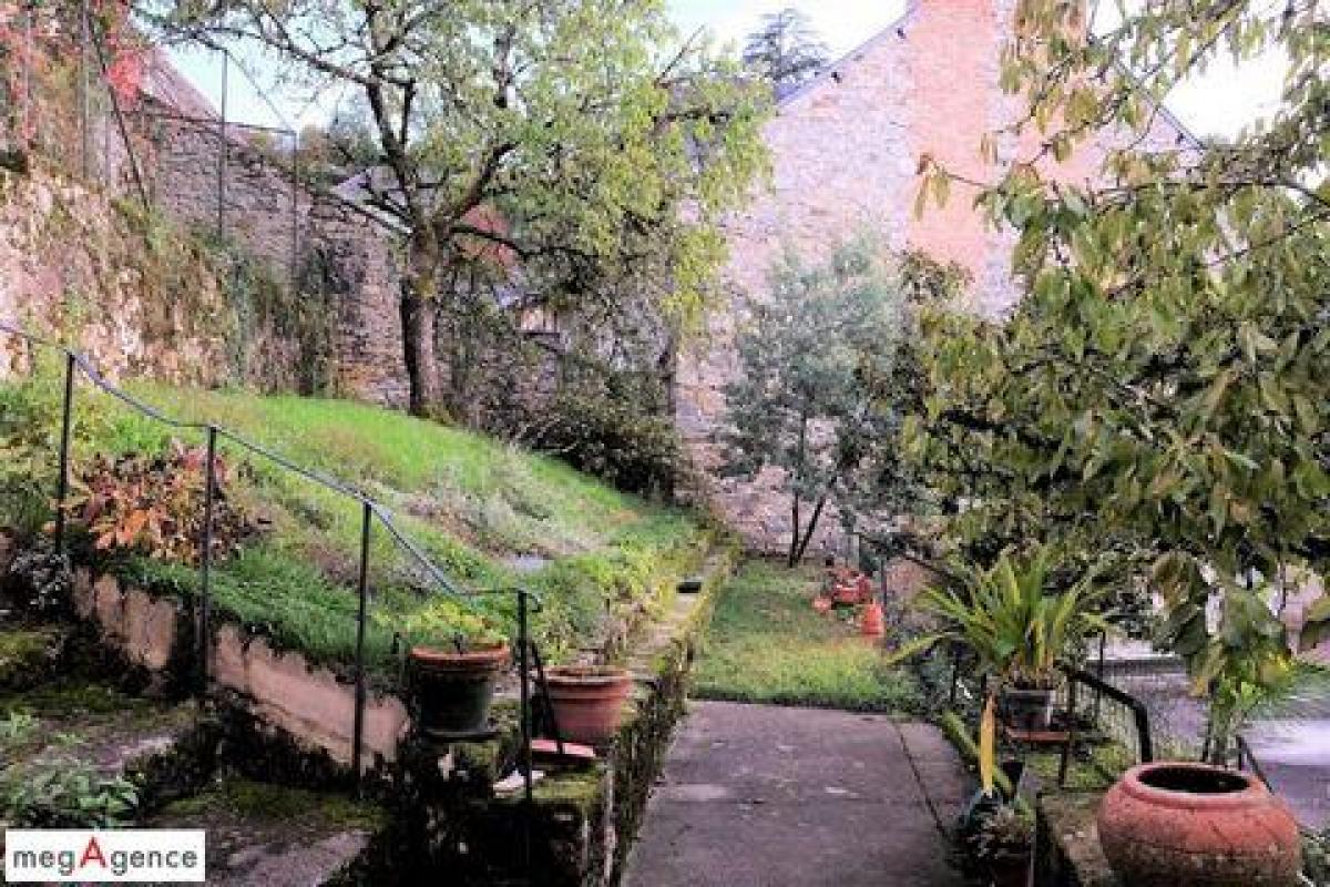 Apartamento de 4 dormitorios en Tulle, France No. 34389