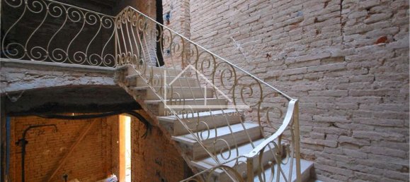 9 rooms House in Correggio, Italy No. 193191 15