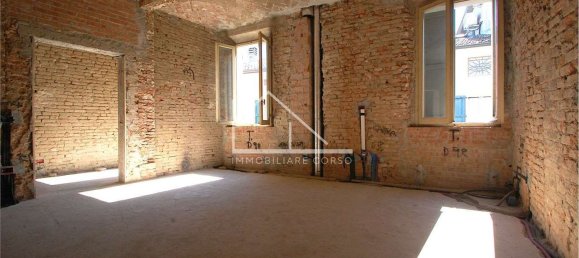 9 rooms House in Correggio, Italy No. 193191 6