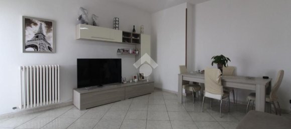 4 rooms Apartment in Brindisi, Italy No. 183879 7