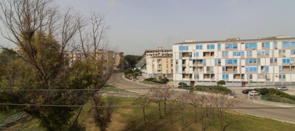 4 rooms Apartment in Brindisi, Italy No. 183879 14