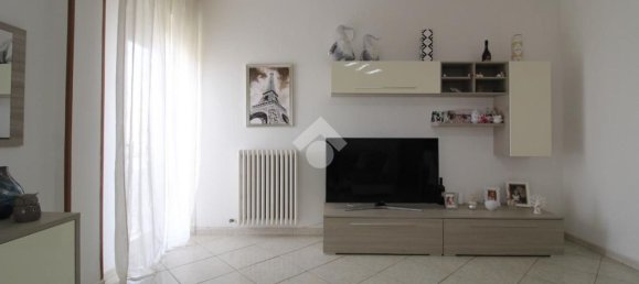 4 rooms Apartment in Brindisi, Italy No. 183879 8