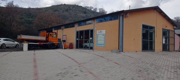 3 rooms Warehouse in Vietri di Potenza, Italy No. 29784 5