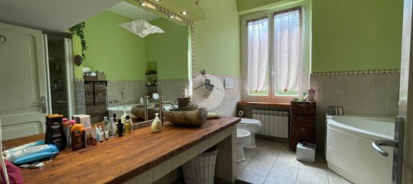 Квартира с 4 комнатами в Генуя, Италия № 34759 31