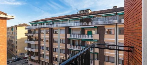 6 rooms Apartment in Turin, Italy No. 30103 18