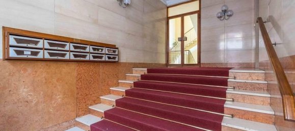 6 rooms Apartment in Turin, Italy No. 30103 13