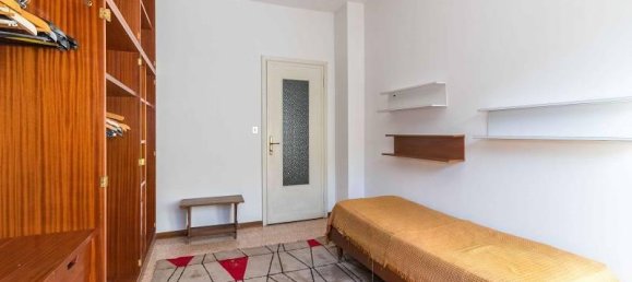 6 rooms Apartment in Turin, Italy No. 30103 20