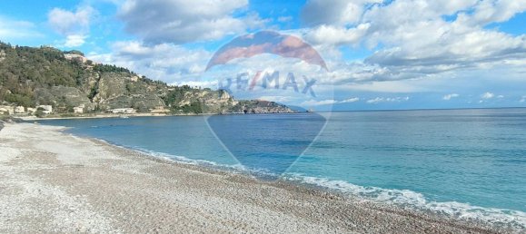1 bedroom Apartment in Taormina, Italy No. 106081 2