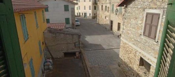 6 rooms House in Borghetto d'Arroscia, Italy No. 234859 10