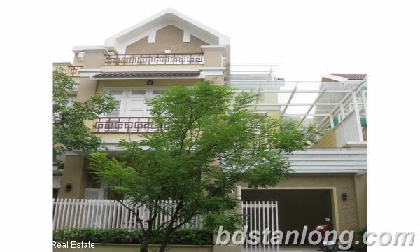 4 Schlafzimmer Villa in Tay Ho, Vietnam, Nr. 5716