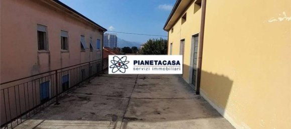 6-Zimmer Haus in Ponteranica, Italy, Nr. 164483 2