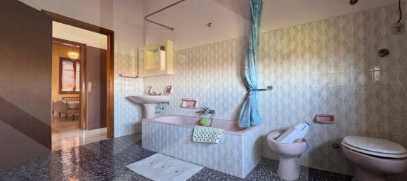 Вилла с 3 спальнями в Васто, Италия № 21071 15