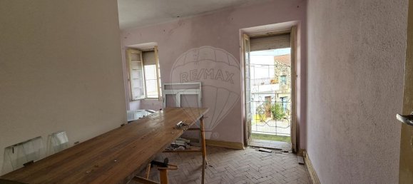 3 bedrooms House in Castelo Branco, Portugal No. 42465 13