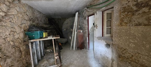 3 bedrooms House in Castelo Branco, Portugal No. 42465 15