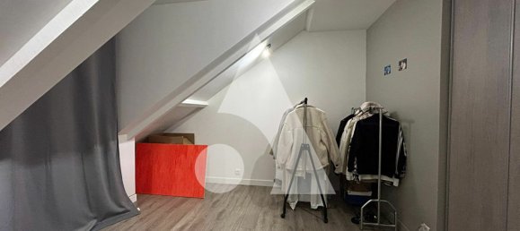 Casa de 4 dormitorios en Quincy-Voisins, France No. 298878 12