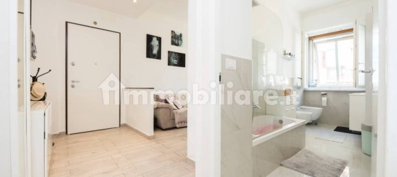 2 bedrooms Apartment in Genoa, Italy No. 264652 12