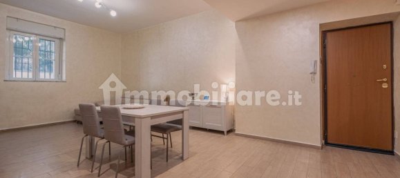 3 bedrooms Apartment in Rome, Italy No. 300945 7