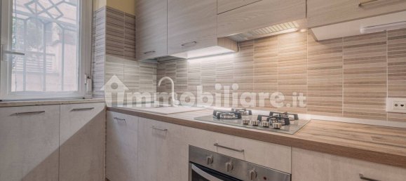 3 bedrooms Apartment in Rome, Italy No. 300945 14